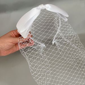 Gt नई 2025 थोक विवाह राजभोज मोती चेहरे का घूंघट बिडिंग सजावट रेट्रो बिडकेज महिलाओं के लिए रेट्रो बिसकेज हेडबैंड जाल - Product Image 5