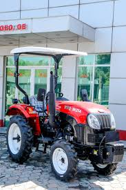 उच्च हॉर्सपावर संकीर्ण ट्रैक्टर्स yटो स्254 व्हील ट्रैक्टर चलना तकनीक के साथ लोडर - Product Image 3