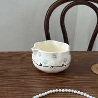 Bol à matcha en céramique peint à la main avec bec verseur, ensemble Chasen, bol à matcha traditionnel pour cérémonie du thé, Chawan, support pour fouet à matcha