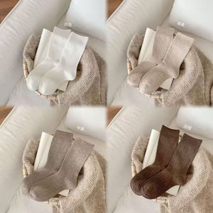 Calcetines Holgados para Mujer, Color Sólido, Transpirables, Absorbentes de Sudor, Fibra de Poliéster, Blanco, Color Avena, Caqui, Marrón Oscuro, Juveniles, de 18 a 40 Años - Product Image 3