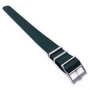 Correa de reloj de tela de nailon de un solo paso personalizada, correas de reloj de rayas de espiga con dientes de tiburón de 20mm y 22mm - Product Image 3