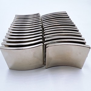 Aimants permanents d'arc de néodyme de haute performance libérant la <span class=keywords><strong>force</strong></span> magnétique puissante - Product Image 4
