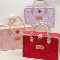 Boîte cadeau personnalisée pour fête prénatale, anniversaire, ou événement spécial, avec découpe et impression, nouveaux designs