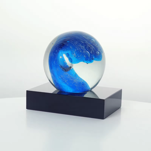 ลูกบอลแก้วคริสตัลสั่งทำรางวัลรางวัลด้วยเลเซอร์สลักลายคลื่นฟองฐานสีดำขัดเงาสำหรับตกแต่งบ้าน - Product Image 6