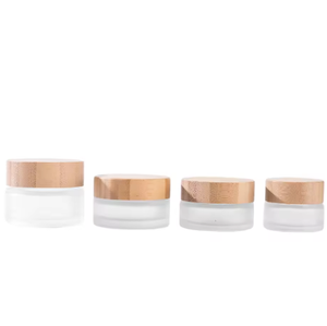 Pot cosmétique en verre mat durable avec couvercle en bois et composants en bambou, récipient pour soins de la peau - Product Image 5