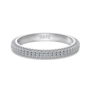 Anillo de Eternidad de Plata de Ley de Alta Calidad con Diseño Clásico Dylam, 3 Capas, con Piedras de Moissanita D VVS1, Anillos de Boda Únicos - Product Image 1