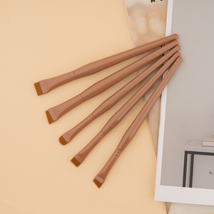 Juego <span class=keywords><strong>de</strong></span> Brochas <span class=keywords><strong>de</strong></span> Maquillaje <span class=keywords><strong>de</strong></span> Cejas <span class=keywords><strong>de</strong></span> Alta Calidad, <span class=keywords><strong>Brocha</strong></span> Plana en Ángulo <span class=keywords><strong>para</strong></span> Cejas, Color Marrón, <span class=keywords><strong>Brocha</strong></span> <span class=keywords><strong>para</strong></span> Gel <span class=keywords><strong>de</strong></span> Cejas, Logotipo Personalizado - Product Image 6