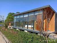 Maison préfabriquée modulaire ignifuge et résistante au vent pour location Airbnb en Tyrol autrichien, résiste aux typhons de catégorie 12 et aux tremblements de terre de 9,0.