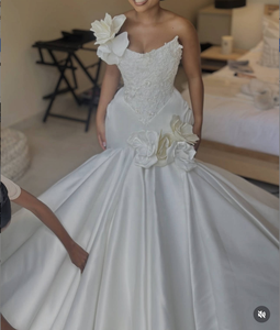 Robe de mariée sirène de luxe en satin 2026, bustier cœur en dentelle, corsage orné de cristaux, motifs floraux 3D, <span class=keywords><strong>grande</strong></span> <span class=keywords><strong>taille</strong></span>, robe de mariée africaine sur mesure - Product Image 2