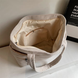 Bolso de Hombro de Alta Calidad, Bolso Tote de Gran Capacidad para Mujer, Bolso de Viaje Moderno y Ligero, Material de Fieltro - Product Image 3