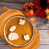 Plateau d'Halloween créatif en bois en forme de citrouille pour collations, fruits, fromages – Décorations de fête