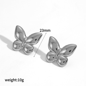 ต่างหูรูปผีเสื้อ สแตนเลสสตีล ชุบทอง 18k สีเงิน ทนทานต่อการเปลี่ยนสี ไทเทเนียมสตีล เครื่องประดับแฟชั่นสำหรับผู้หญิง - Product Image 4