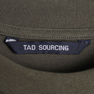 เสื้อยืดพิมพ์ลายผู้ชายสีเขียวมะกอก ทรงหลวม น้ำหนัก 180 GSM ผ้าฝ้าย 100% พิมพ์ลายยางแบบกำหนดเองความหนาแน่นสูง - Product Image 5