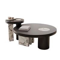 Ensemble de table basse ronde moderne et mobile pour salon avec plateau en marbre et mélange de bois