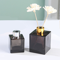 Bouteille diffuseur de parfum en verre à roseaux en gros, emballage vide, carré, huile d'aromathérapie, bouteille diffuseur de roseaux de luxe