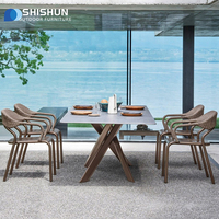 Ensemble de mobilier de patio extérieur en aluminium avec chaises en corde et table de repas en pierre frittée pour villa, jardin, hôtel et complexes hôteliers