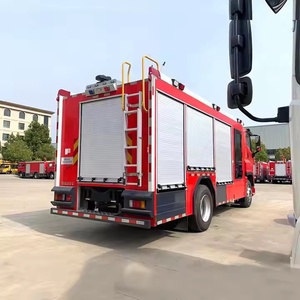 Camión <span class=keywords><strong>de</strong></span> <span class=keywords><strong>Bomberos</strong></span> Grande Qingling Isuzu GIGA Directo <span class=keywords><strong>de</strong></span> Fábrica, Vehículo Contra Incendios con Tanque <span class=keywords><strong>de</strong></span> Acero Inoxidable <span class=keywords><strong>de</strong></span> 6 Toneladas para Servicio <span class=keywords><strong>de</strong></span> <span class=keywords><strong>Bomberos</strong></span> Urbano en Latinoamérica - Product Image 6