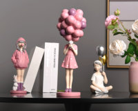 Table basse créative, nouvelle collection, ballon rose, figurine moderne et mignonne de fille, décoration nordique pour chambre d'enfant