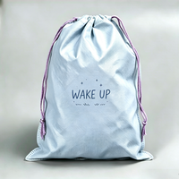 Sac à cordon non tissé à faible MOQ avec poignée, logo personnalisé, motif dessin animé recyclable pour accessoires sportifs, souvenirs de mariage, usage quotidien