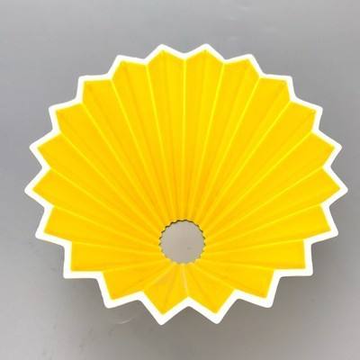 สไตล์ใหญ่สีเหลือง