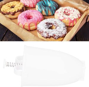 แม่พิมพ์ทำโดนัทสำหรับครัวเรือน อุปกรณ์ทำโดนัทพลาสติก DIY เครื่องมือทำขนม อุปกรณ์ทำขนมอบ - Product Image 4