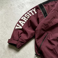 Veste de baseball personnalisée OUNA pour homme, bordeaux et noir, avec imprimé sur les manches, patch étoile, streetwear, coupe oversize, fermeture éclair