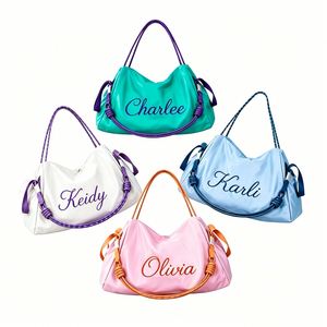Sac de voyage multifonctionnel en nylon durable pour femmes, sac de sport tout-en-un avec nom personnalisé - Cadeau pour occasions spéciales - Product Image 1