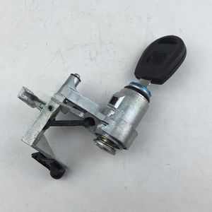 Cylindre <span class=keywords><strong>de</strong></span> serrure <span class=keywords><strong>de</strong></span> <span class=keywords><strong>coffre</strong></span> YW105 pour <span class=keywords><strong>Volkswagen</strong></span> Jetta, serrure <span class=keywords><strong>de</strong></span> compartiment à bagages, ensemble <span class=keywords><strong>de</strong></span> cylindre <span class=keywords><strong>de</strong></span> serrure <span class=keywords><strong>de</strong></span> hayon 1GD827297 - Product Image 1