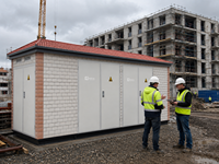 Poste de transformation compact industriel européen intégré en métal avec appareillage de commutation MT et compartiment de transformateur pour la distribution d'énergie