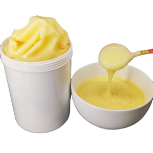 <span class=keywords><strong>Gelée</strong></span> Royale Fraîche Pure Naturelle Halal 10 HDA 1,4% 1,8% Biologique Certifiée GMP Qualité Alimentaire Haute Qualité Emballage en Bouteille 1 Kg - Product Image 2