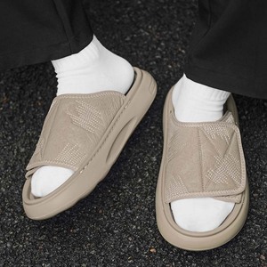 Nouvelles pantoufles d'été 2026 pour hommes – Légères, confortables, tendance, décontractées, pour l'extérieur et la plage - Product Image 4