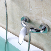 Robinet de douche mural à levier unique en laiton chromé motif de pluie poli avec douchette et valve en céramique pour hôtels