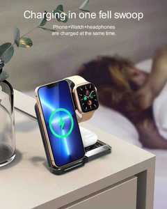 <span class=keywords><strong>Cargador</strong></span> inalámbrico de 15W 3 en 1, estación de carga plegable rápida para <span class=keywords><strong>iPhone</strong></span> 13 12 11 Pro <span class=keywords><strong>XS</strong></span> XR X SE 8 8 Plus, reloj AirPods - Product Image 3