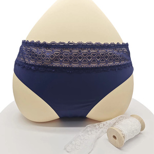 Slip G-String in Cotone di Alta Qualità, <span class=keywords><strong>Leggings</strong></span> Neri in Pizzo, <span class=keywords><strong>Taglie</strong></span> <span class=keywords><strong>Forti</strong></span>, Lavorazione a Maglia ODM, Tinta Unita, Tecniche di Lavaggio - Product Image 2