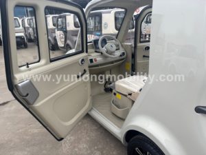 Mini Auto Eléctrico, Scooter de Movilidad Cerrado, Biplaza, Homologación EEC L6e, Batería de Plomo-Ácido, Auto Eléctrico de 4 Ruedas en Venta - Product Image 3