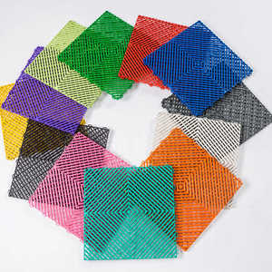 Piastrelle a incastro personalizzabili OEM 40x40cm in <span class=keywords><strong>plastica</strong></span> fai-da-te per officine di riparazione moto - Offerta imperdibile - Product Image 1
