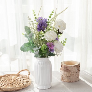 Bouquet de fleurs artificielles Yana Lu Lian CF01241 en tissu tissé plastique pour la décoration de la maison et des mariages - Product Image 4