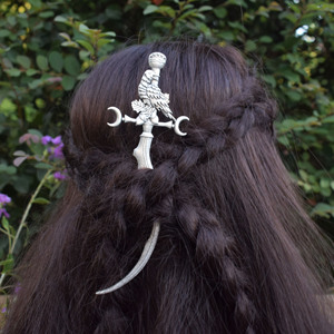 Épingle à cheveux vintage style occulte, aigle et sabre, en argent antique, avec lame courbée de rapace, motif oiseau mystique, pour coiffure, cadeau - Product Image 1