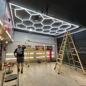 Hexagone LED Light Aluminium Super Luminosité Lampe de Travail pour Lavage de Voiture Détaillant Atelier Plafonnier <span class=keywords><strong>2</strong></span>.4x4.8m - Product Image 1