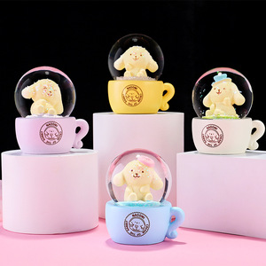 Scultura in Resina Castello delle Principesse, Globo di Neve con Luce e Musica, Fiaba Fantastica per Decorazione Casa e Regalo per Bambini - Product Image 5