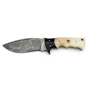 Couteau de camping extérieur personnalisé en acier Damas fait main avec manche en os de chameau et Micarta, lame fixe - Product Image 1