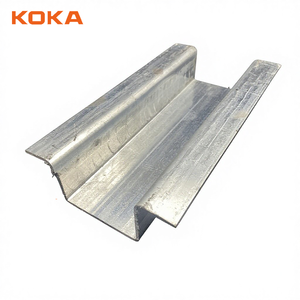 <span class=keywords><strong>Profil</strong></span>és en acier laminé en forme de chapeau <span class=keywords><strong>Omega</strong></span> en acier inoxydable et acier ordinaire pour ossature de plafond - Product Image 1
