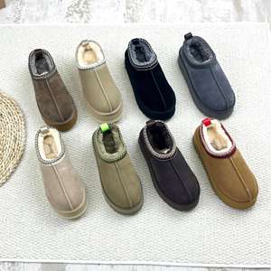 Uggs 2025: Gli Stivali Personalizzati all'Ingrosso Più Popolari, Scarpe Invernali Originali Slip-on Stivali da Neve e <span class=keywords><strong>Ciabatte</strong></span> con Zeppa per Donna - Product Image 1