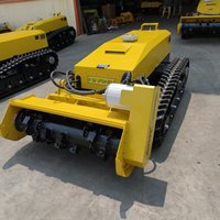 Machine de débroussaillage télécommandée pour centrale photovoltaïque, broyeur sur chenilles, équipement mécanique pour l'élimination de l'herbe et des arbustes