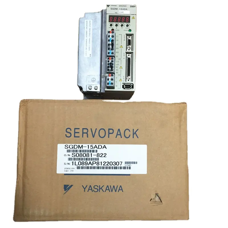 SCHLUSSNEUG ORIGINAL YASKAWA Wechselstrom-Dienstmotor-Führer-Pack Dienstpaket SGDM-15ADA