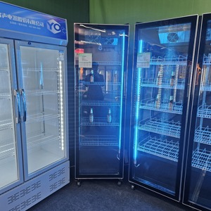 格安コーラ飲料クーラー業務用ディスプレイ冷凍庫<span class=keywords><strong>3</strong></span>ドア縦型5つ星省エネ調整可能棚工場価格 - Product Image 6