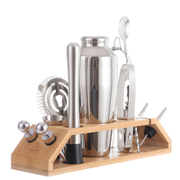 Ensemble d'outils de bar en acier inoxydable, shaker à cocktails de 700 ml avec cadran, kit de barman de 13 pièces avec support en bambou trapézoïdal