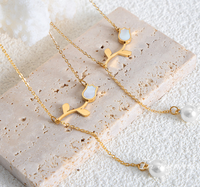 Offre Spéciale blanc coquille de mer fleur forme tulipe fausse perle gland collier titane acier