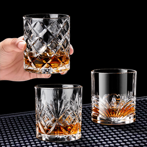 American Ins Style Diamond Base Old Fashion <span class=keywords><strong>Vaso</strong></span> de chupito <span class=keywords><strong>Highball</strong></span> Glass Diseño a rayas para fiesta <span class=keywords><strong>Vaso</strong></span> De Whisky - Product Image 1