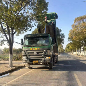Camion à benne basculante d'occasion HOWO 8*4 Prix bas Excellentes performances Camion à benne basculante d'occasion HOWO à vendre 12 pneus - Product Image 1